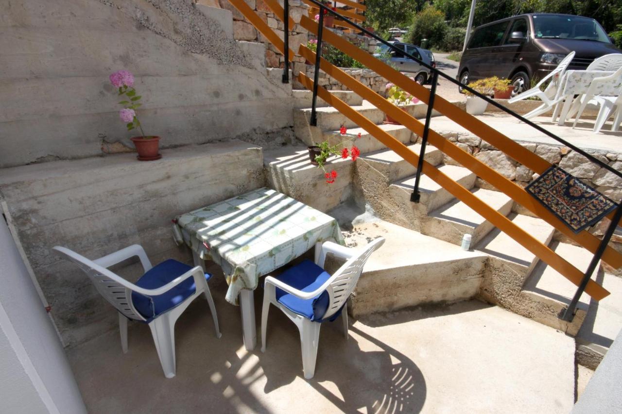 By The Sea Valun, Cres - 8081 Apartman